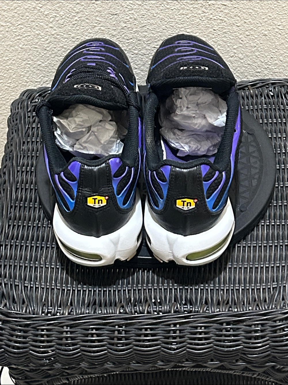 Size 8.5 Nike Air Max Plus Kaomoji DH3189-001 - Picture 4 of 6